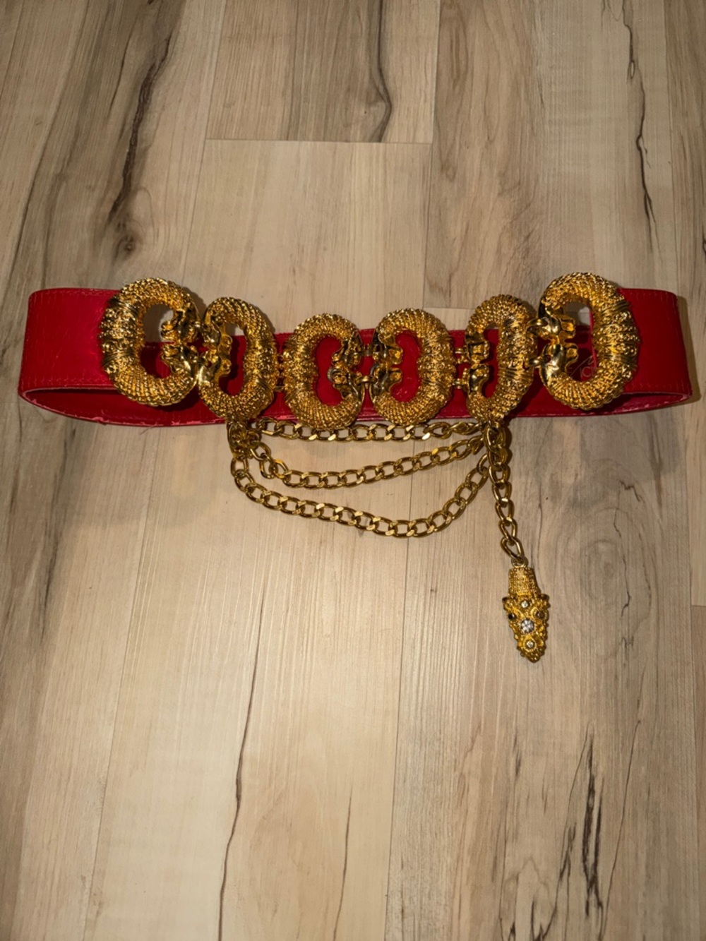 Vtg The Icing Red Genuine Leather Wide Belt With Goldtone Chunky Detail, Sz M